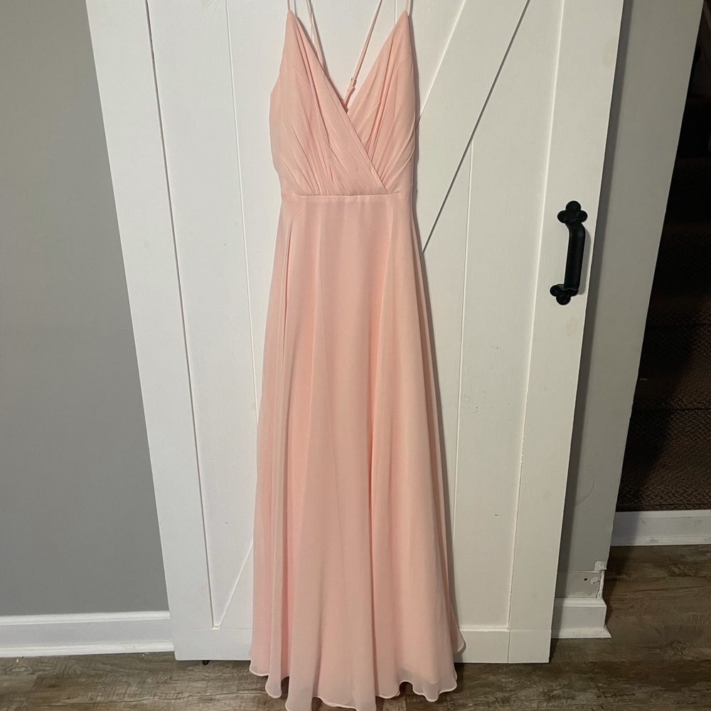 NWT David’s Bridal Petal Spaghetti Strap Criss-Cross back size 8